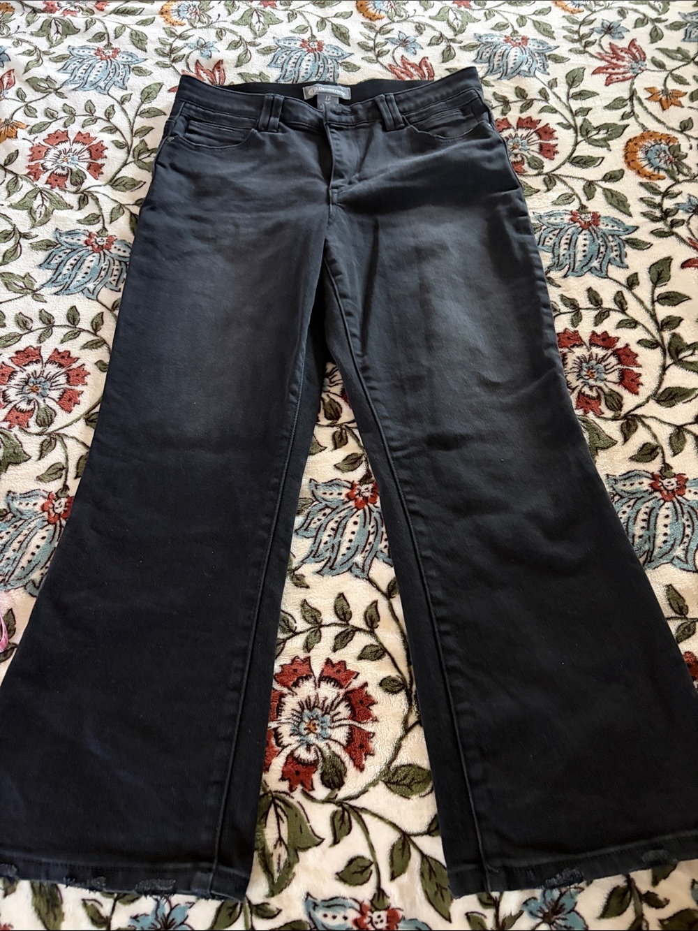 Democracy Black mid-Rise Jeans